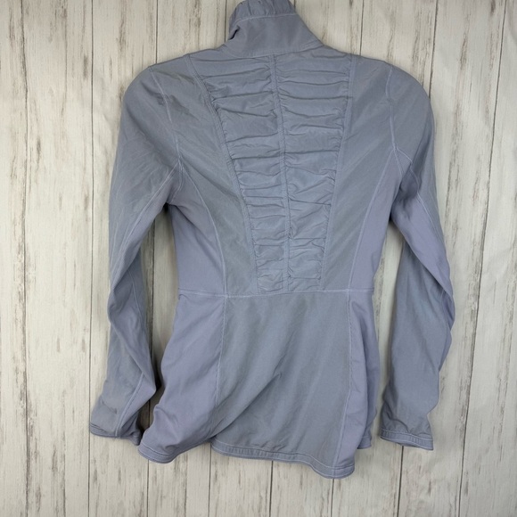 Lululemon size 4 Light Gray Periwinkle Jacket - Picture 4 of 6